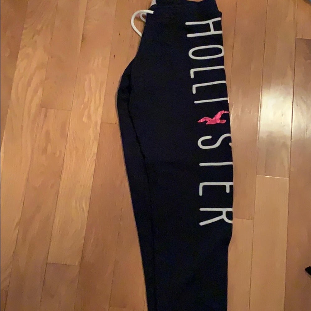 Hollister jogger pants